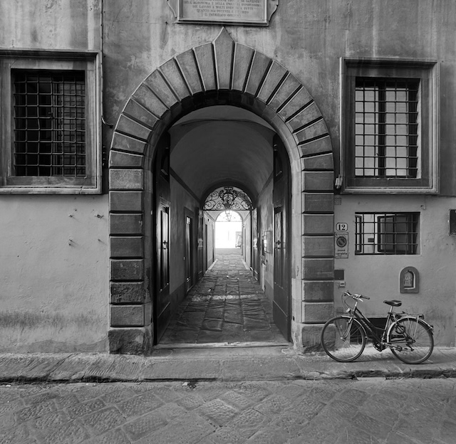 Una luce in fondo al tunnel e la bici per andarci