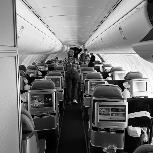 Seduti in aereo